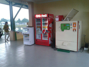 مورد آلة البيع آلة معدات الجول - مراجعة Golf Equipment Vending Machine وسعره